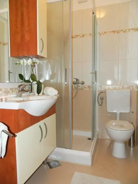 Apartmani Sole Pjescana Uvala Hırvatistan